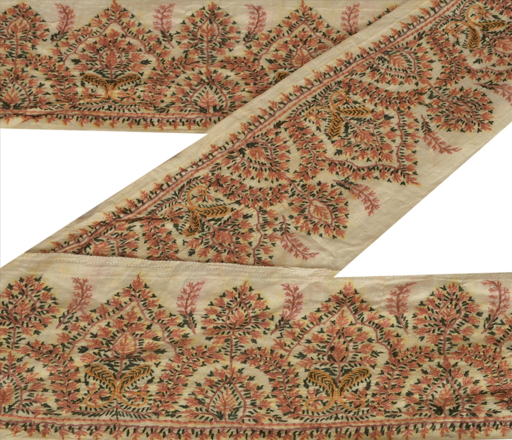 Sanskriti Vintage Sari Border Antique Hand Embroidered Suzani 1 YD Trim Sewing Cream Lace